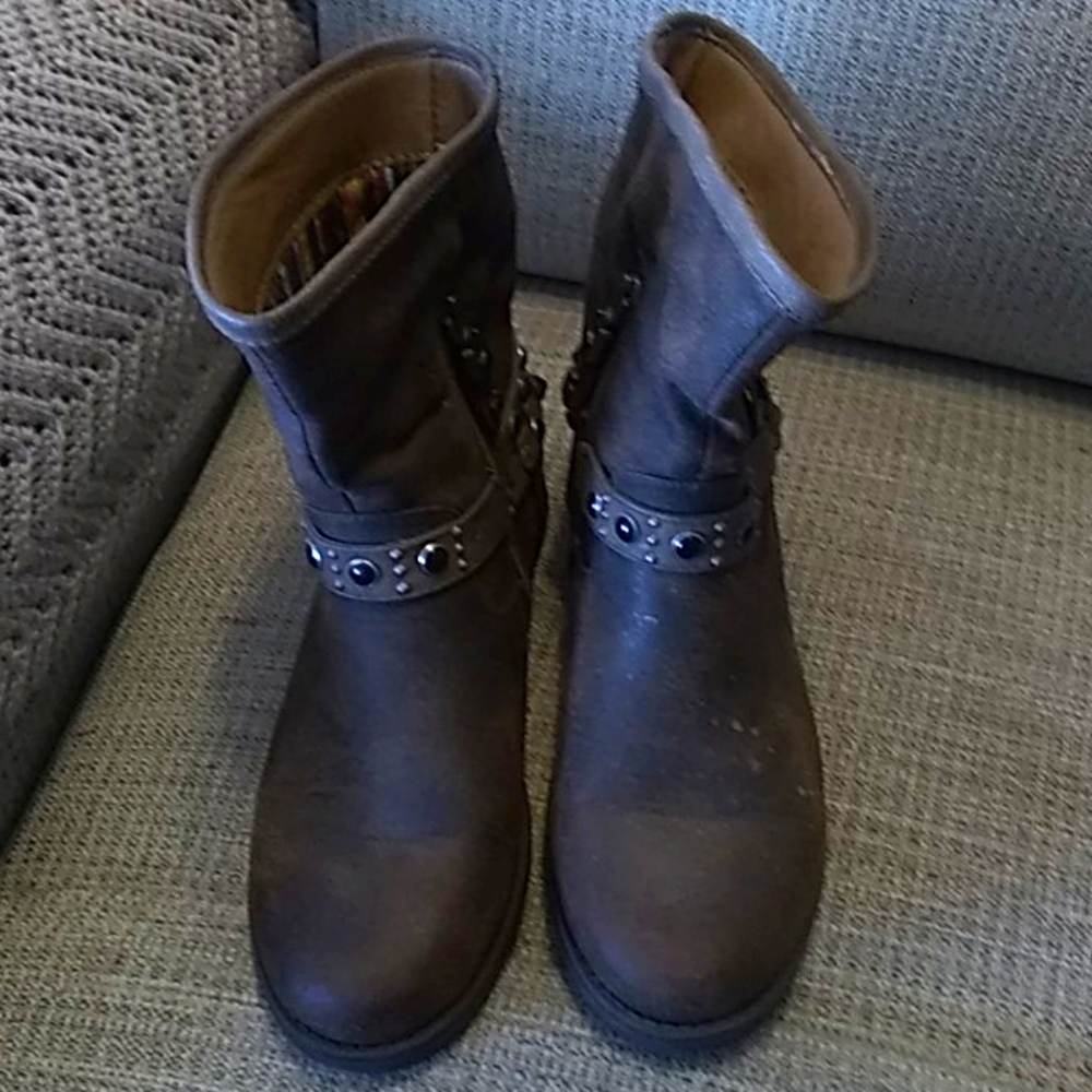 Boots